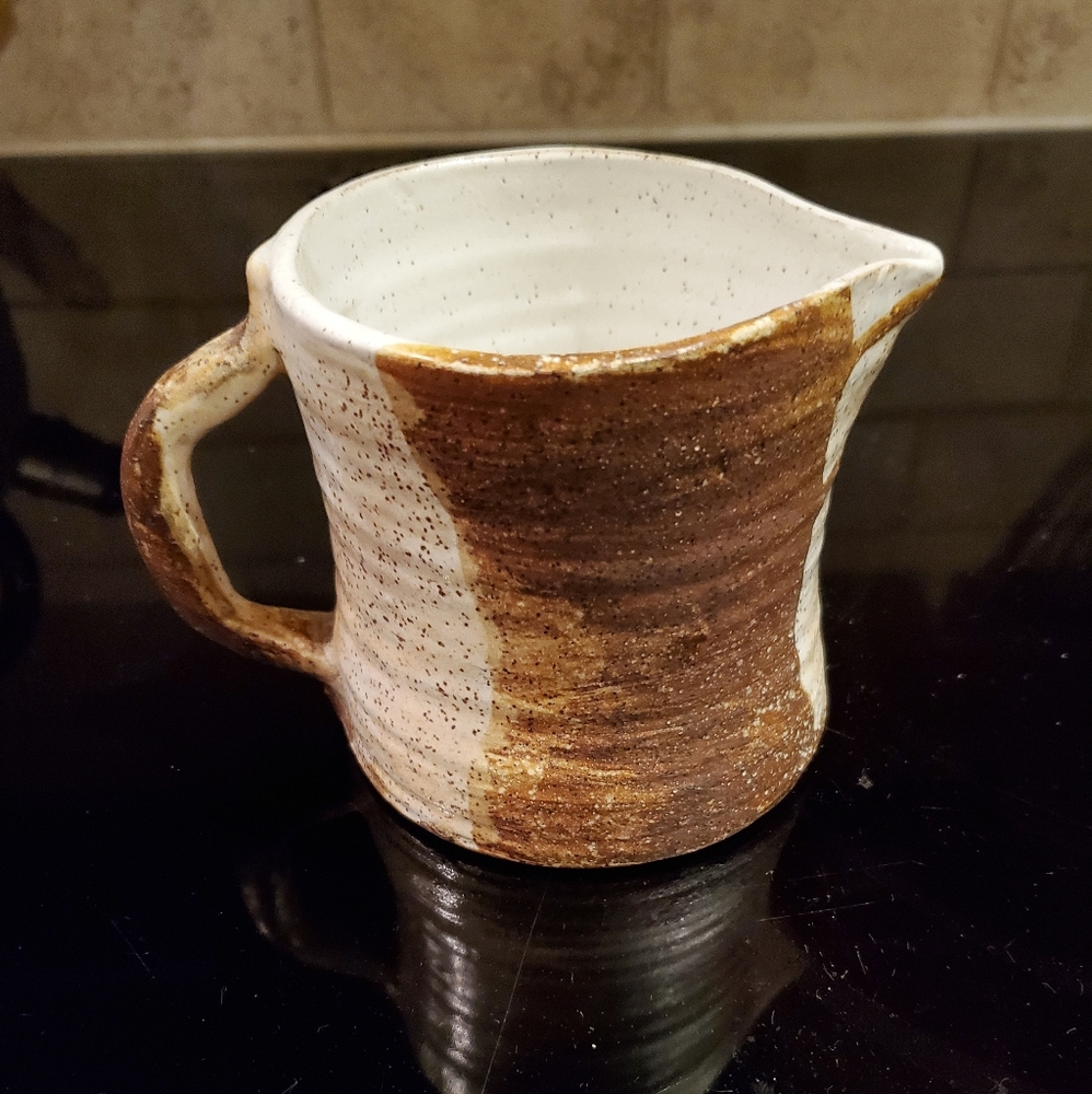Pottery creamer